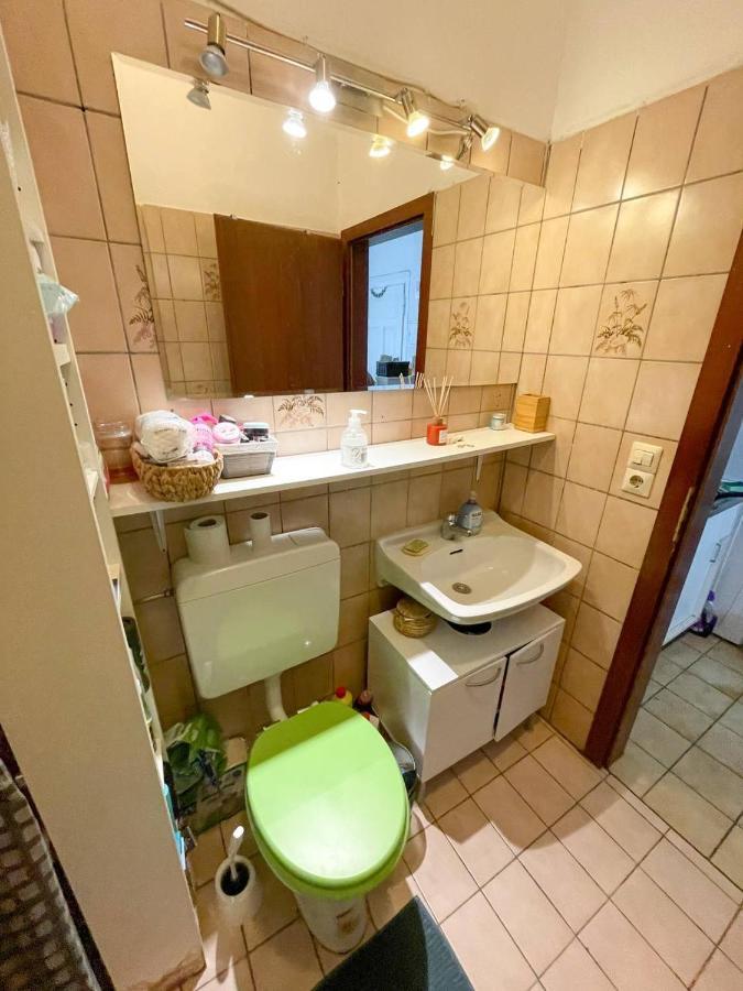 Gemutliche, Zentralgelegene Wohnung Karlsruhe Exteriör bild